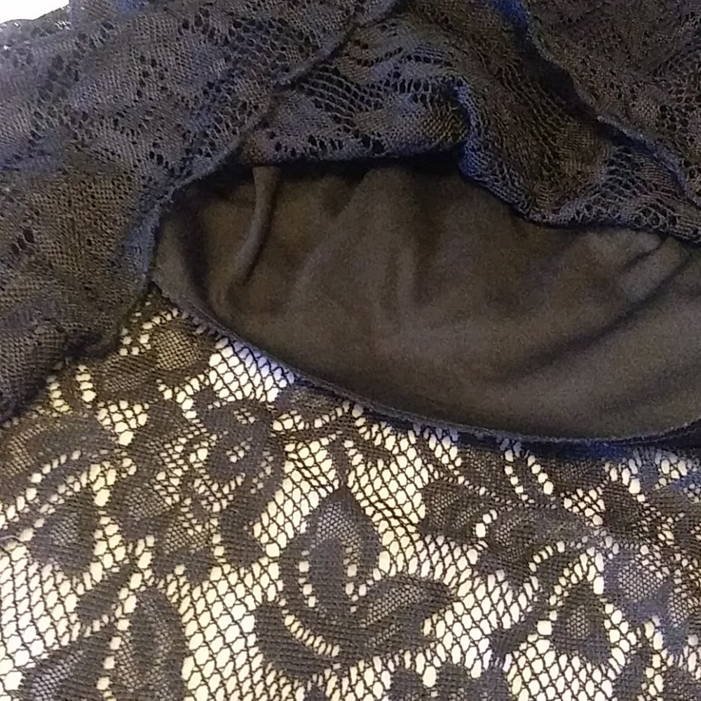 Black Lace High-Low Strapless Dress - Picture 4 of 5